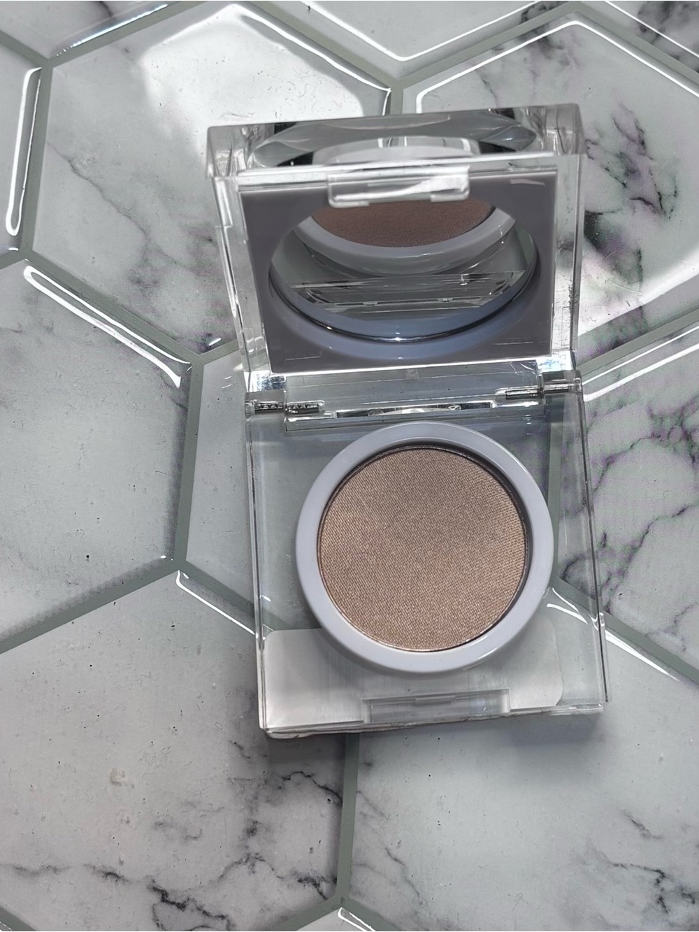 RMS Beauty Single Eyeshadow — Soft Champagne Nude Shimmer